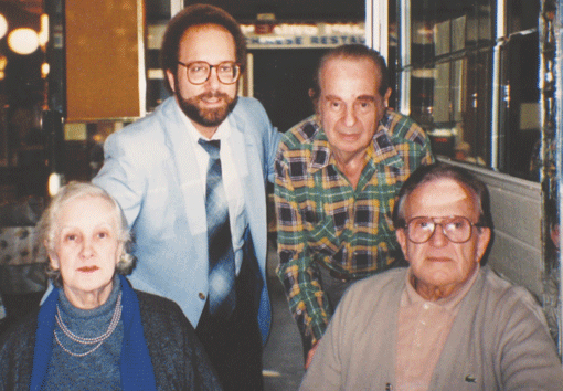 Journalist Steve North, second from left, with the siblings of Jack Ruby: From left, Eva, Sam and Earl, 1989./JTA