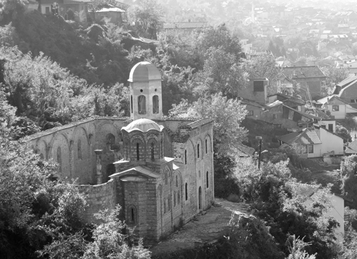 A Serbian Orthodox church that was destroyed in a 2004 pogrom in Prizren, Kosovo. Moshe Git says that Serbs regarded Kosovo as their spiritual capital, but eventually had to allow Kosovo to split from Serbia. (Photo: Creative Commons)