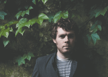 Gabriel Kahane burnishes the popular song