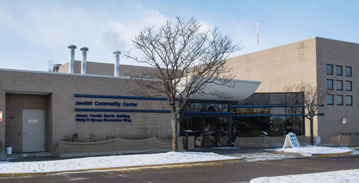 The JCC building in the Detroit suburb of Oak Park is one of two JCC buildings in the Detroit area; the other is in West Bloomfield. (Photo: Aaron Tobin)