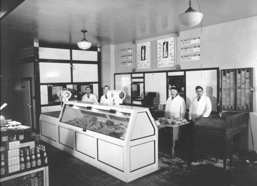 Nathan and Theresa Berman Upper Midwest Jewish Archives, University of Minnesota This 1930s image of Grossman’s Kosher Butcher Shop in Minneapolis is among the photos available from the Nathan and Theresa Berman Upper Midwest Jewish Archives, housed at the University of Minnesota.