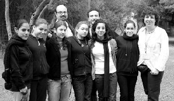 During a 2008 visit to Israel with the Harry Kay Leadership Institute, Rabbi Alan Shavit-Lonstein (back row, left), Joel Glaser and Sharon Benmaman (right) met with eighth grade students from the Degania Aleph School. (Photo: Courtesy of the Minneapolis Jewish Federation)