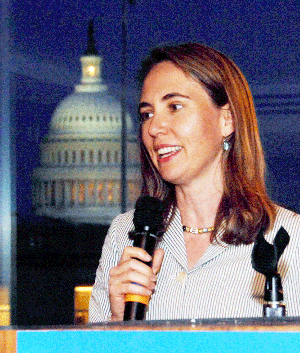 Rep. Gabrielle Giffords, shown speaking to a Chicago Jewish group in Washington, D.C., said a turning point in her spiritual path took place after a trip to Israel in 2001. (Photo: Robert A. Cumins)