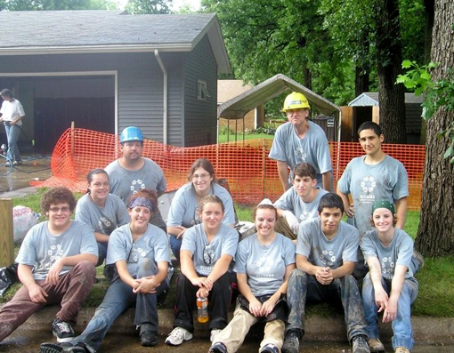 A group of Hillel students from the University Florida joined other Nechama for flood clean-up in Waverly, Iowa. (Photo: Courtesy of Nechama)