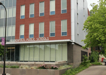 Hopkins, Minneapolis schools to take off for High Holy Days