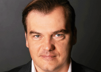 Editorial: Ukrainians flee their homeland