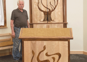 Local Jewish artists beautify Minnesota Hillel chapel