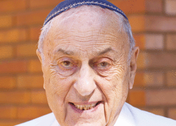 ‘Rav’ and ‘chaver,’ rabbi and friend, Kassel Abelson dies at 99